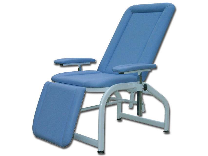 004Asins paņemšanas krēsls-kušete, mehāniski regulējams