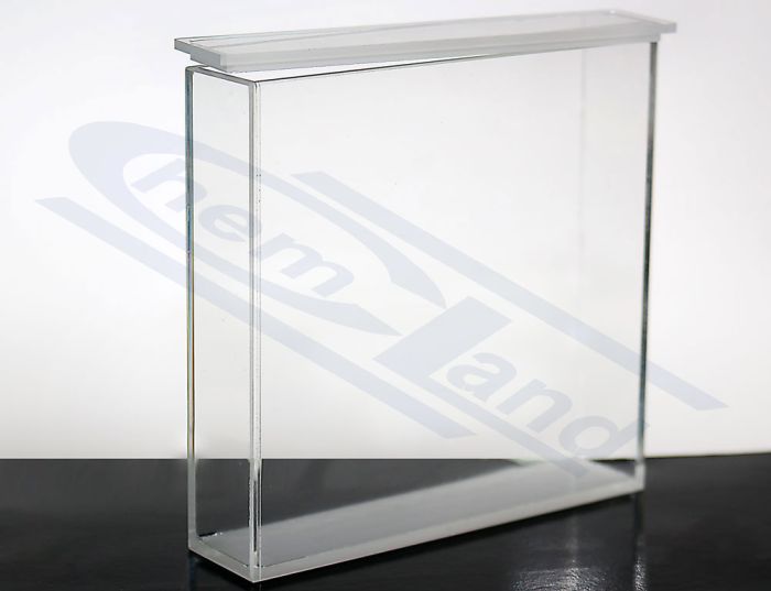 Cuvetes no optiskā stikla, kivete 1 Jumbo optiskais stikls, ārējais izmērs 104 x 100 x 24 mm, siena 2